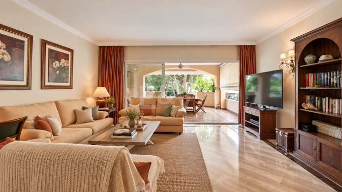 Apartament na sprzedaż w Elviria, Marbella Wschodnia