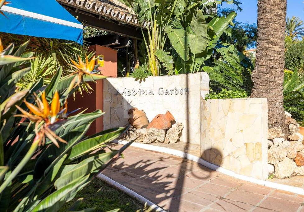 Mediterrane Eleganz mit Meerblick in Puerto Banús