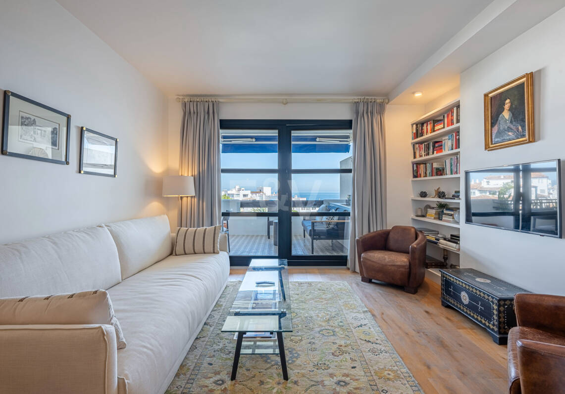 Mediterrane Eleganz mit Meerblick in Puerto Banús
