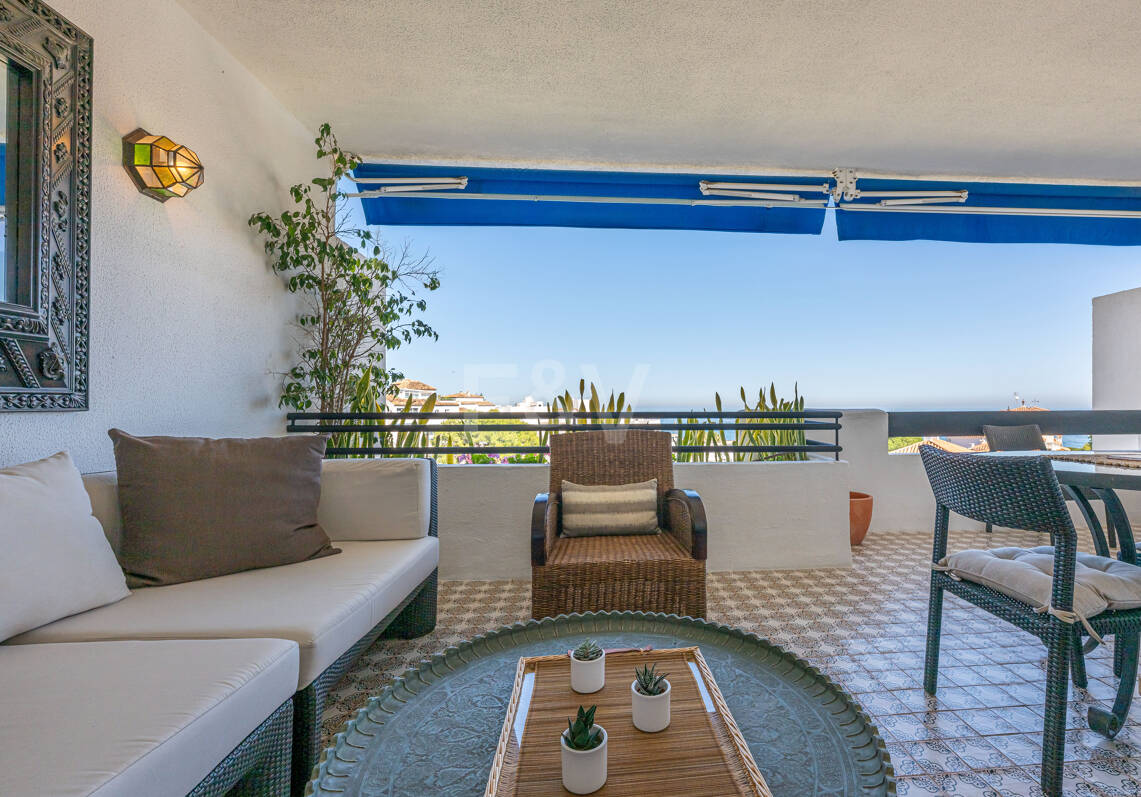 Mediterrane Eleganz mit Meerblick in Puerto Banús
