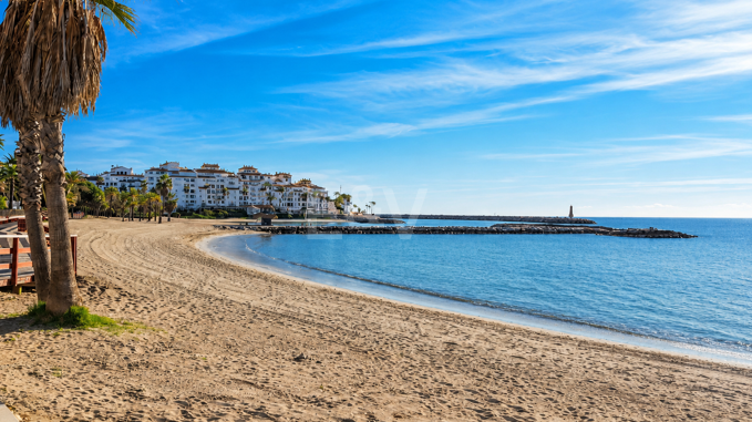 Appartement à louer à long terme en Puerto Banus, Marbella (Toutes les zones)