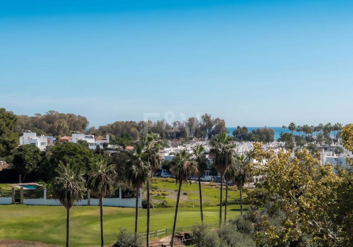 Takvåning till salu i Guadalmina Baja, San Pedro de Alcantara
