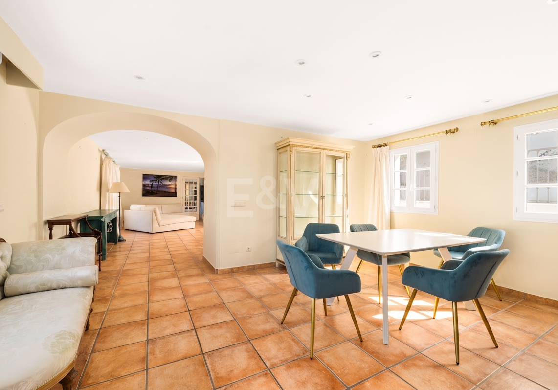 Andalusian Cortijo-Style Villa in a Natural Setting in the Heart of Benahavís