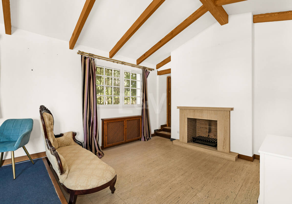 Andalusian Cortijo-Style Villa in a Natural Setting in the Heart of Benahavís