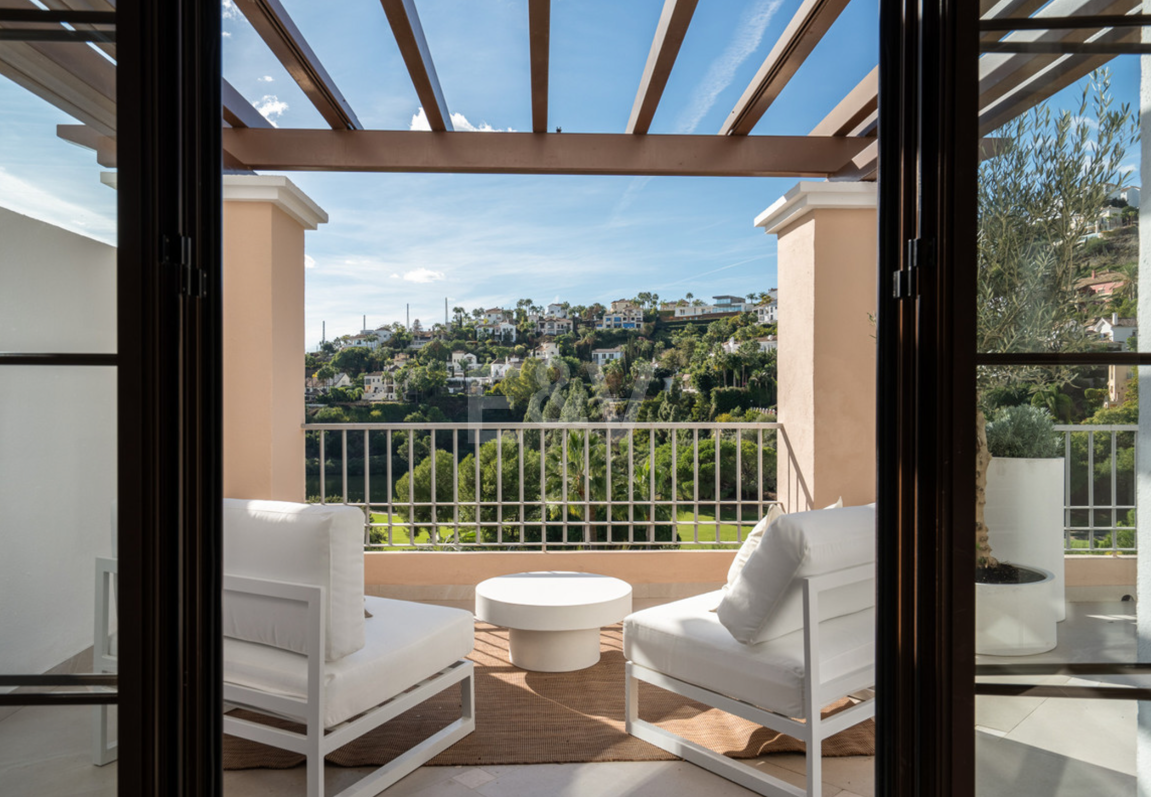 Exquisite Corner Penthouse with Golf and Mountain Views