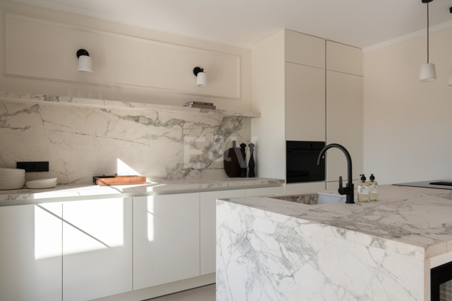Exquisite Corner Penthouse with Golf and Mountain Views