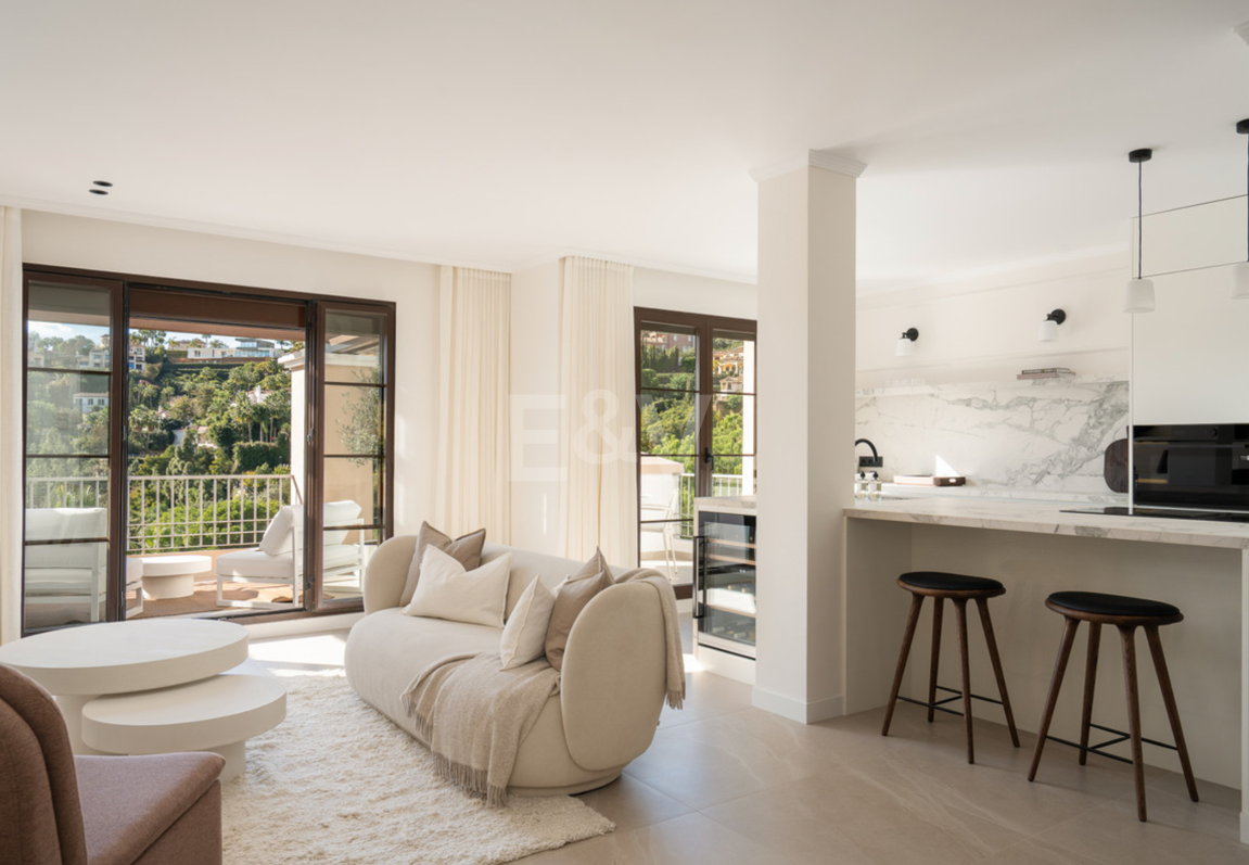 Exquisite Corner Penthouse with Golf and Mountain Views