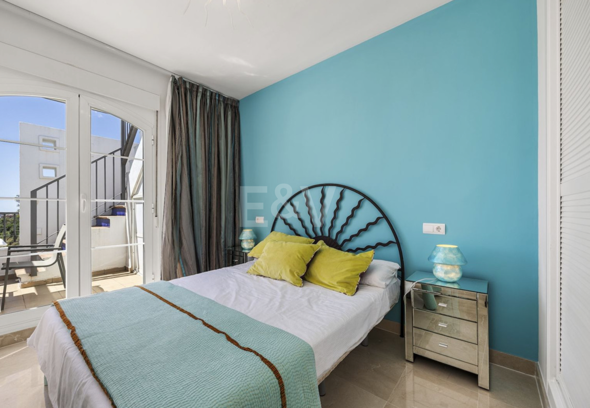 Frontline Golf Penthouse with Expansive Solarium and Sea Views