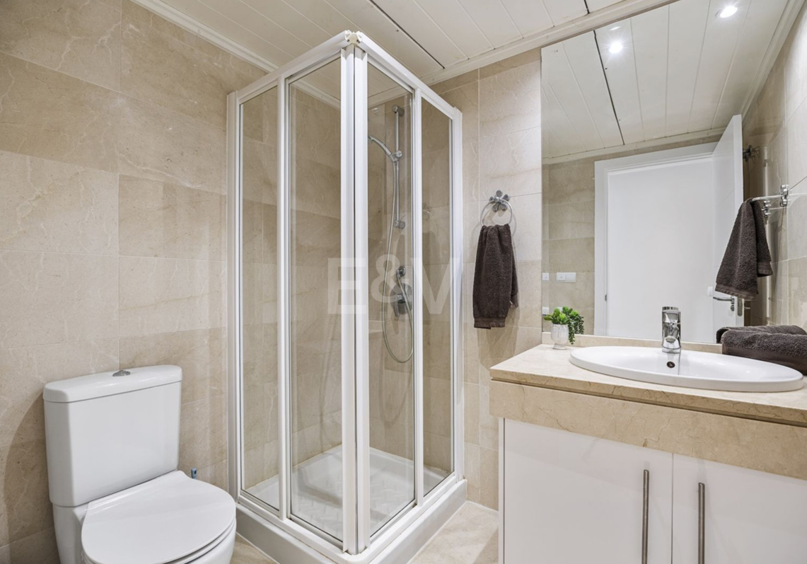 Penthouse na sprzedaż w Los Arqueros, Benahavis