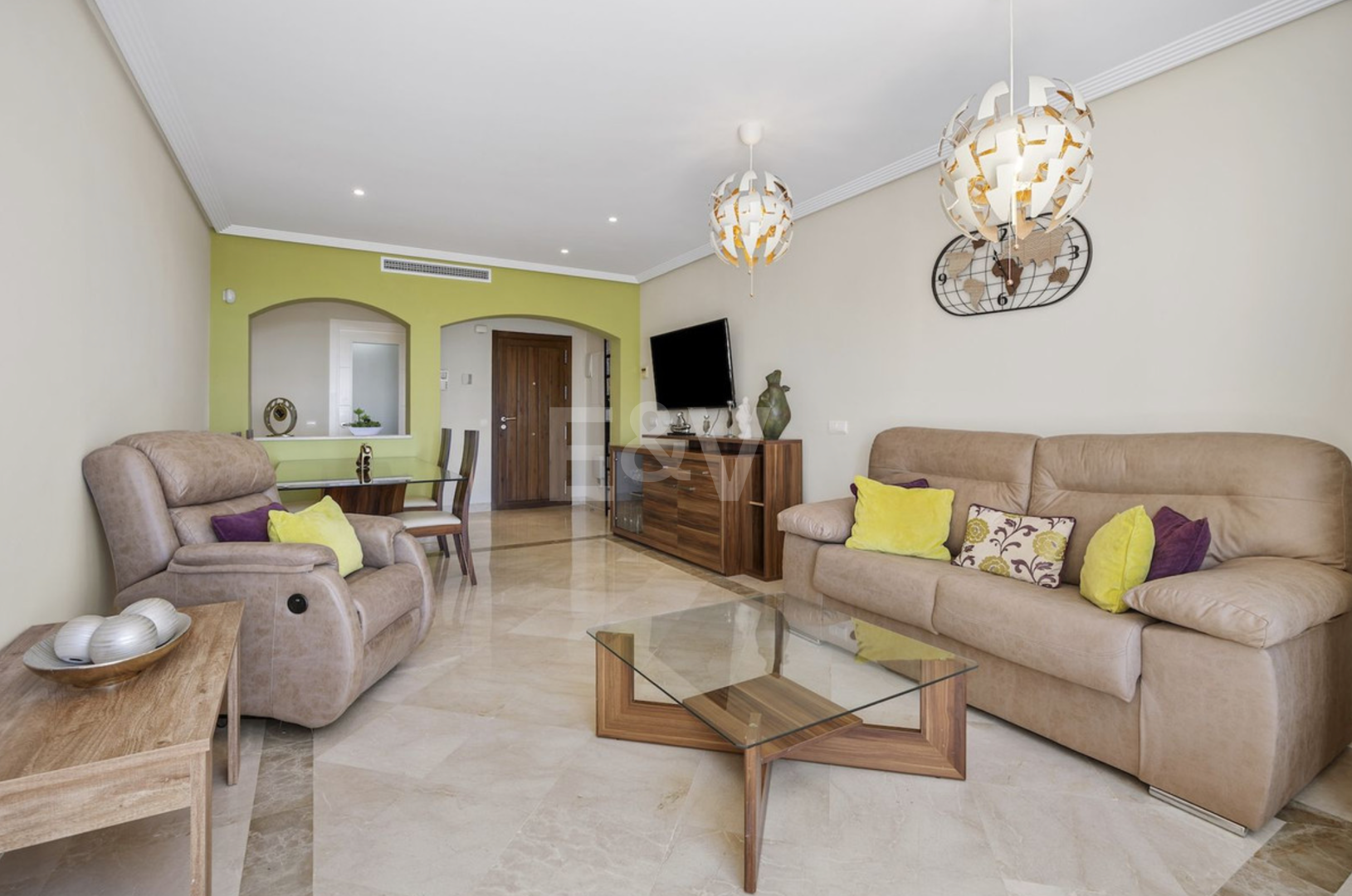 Frontline Golf Penthouse with Expansive Solarium and Sea Views