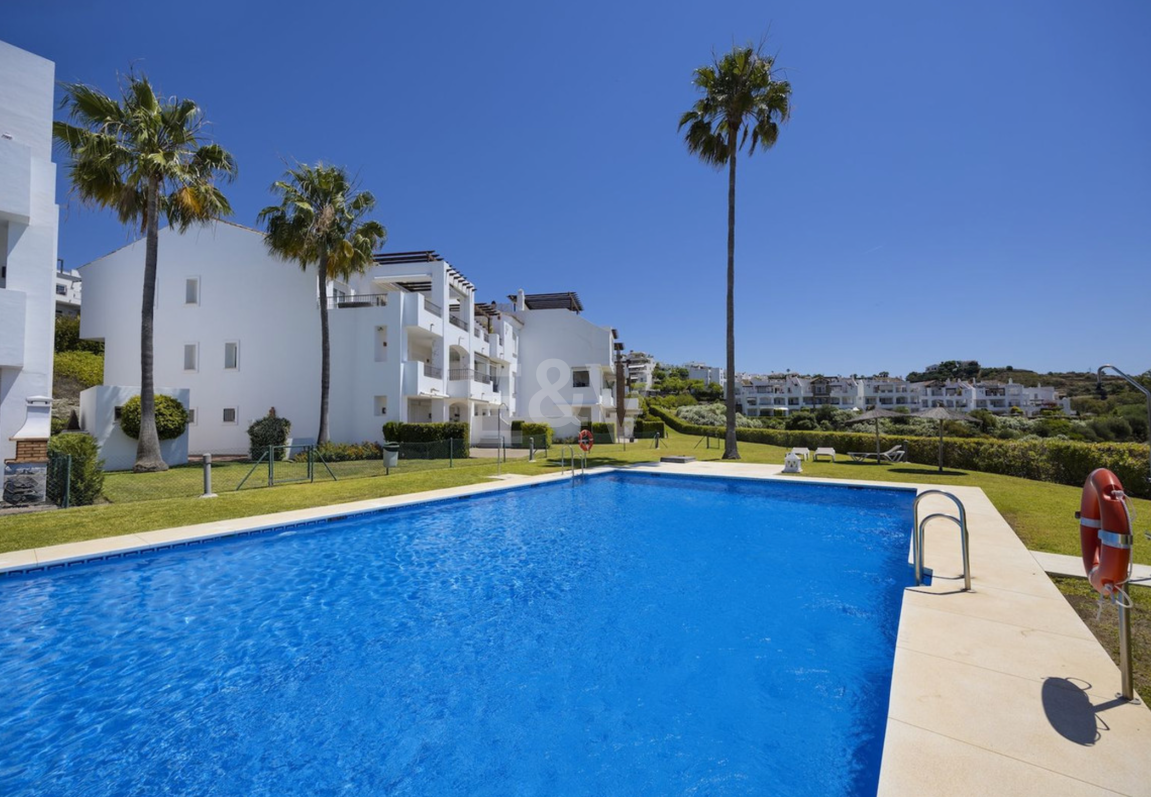 Frontline Golf Penthouse with Expansive Solarium and Sea Views