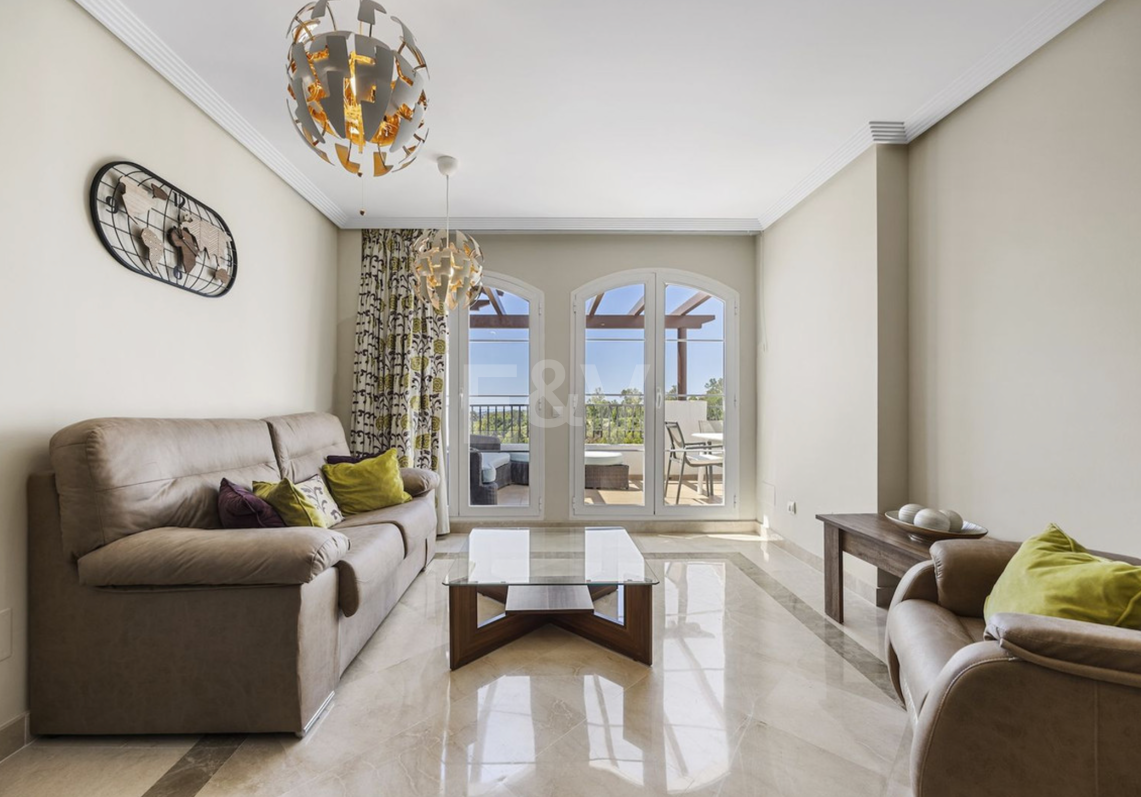 Penthouse na sprzedaż w Los Arqueros, Benahavis