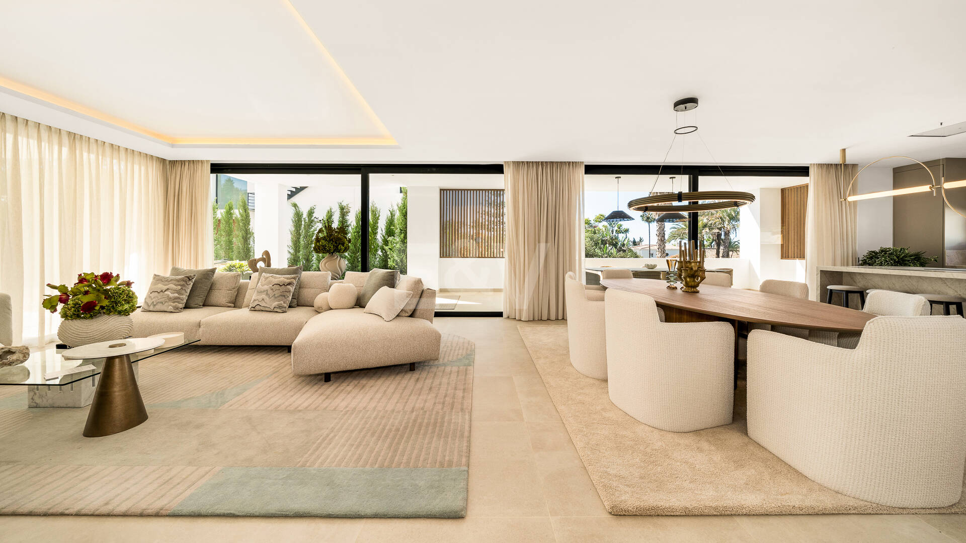 Villa nueva llave en mano con solárium en la Milla de Oro de Marbella