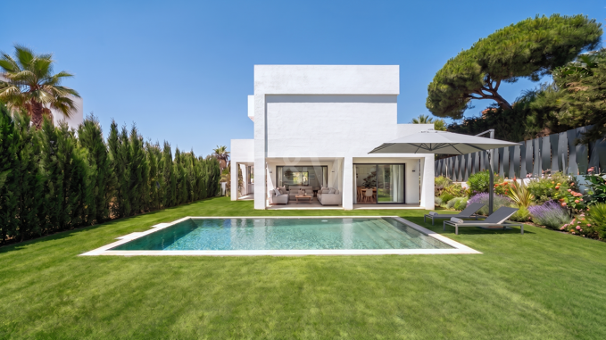 Newly Built stylish Villa in Nagüeles with chic interior design
