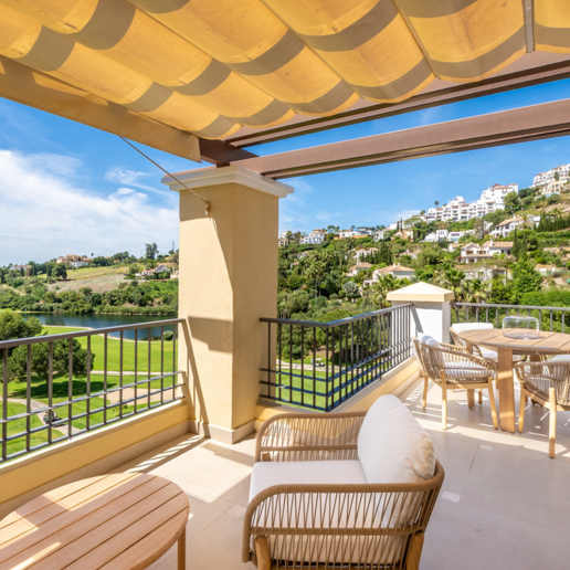 Golf-Penthouse in erster Reihe mit atemberaubendem Meer-, Golf- und Seeblick