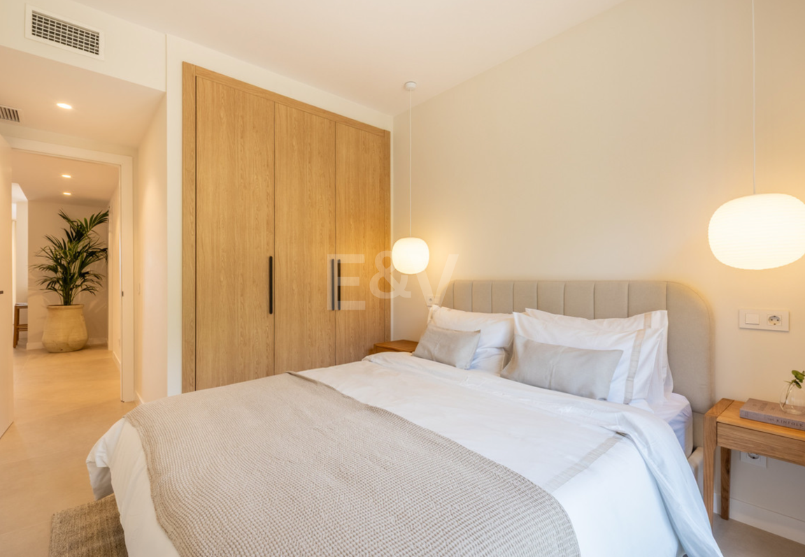 Golf-Penthouse in erster Reihe mit atemberaubendem Meer-, Golf- und Seeblick