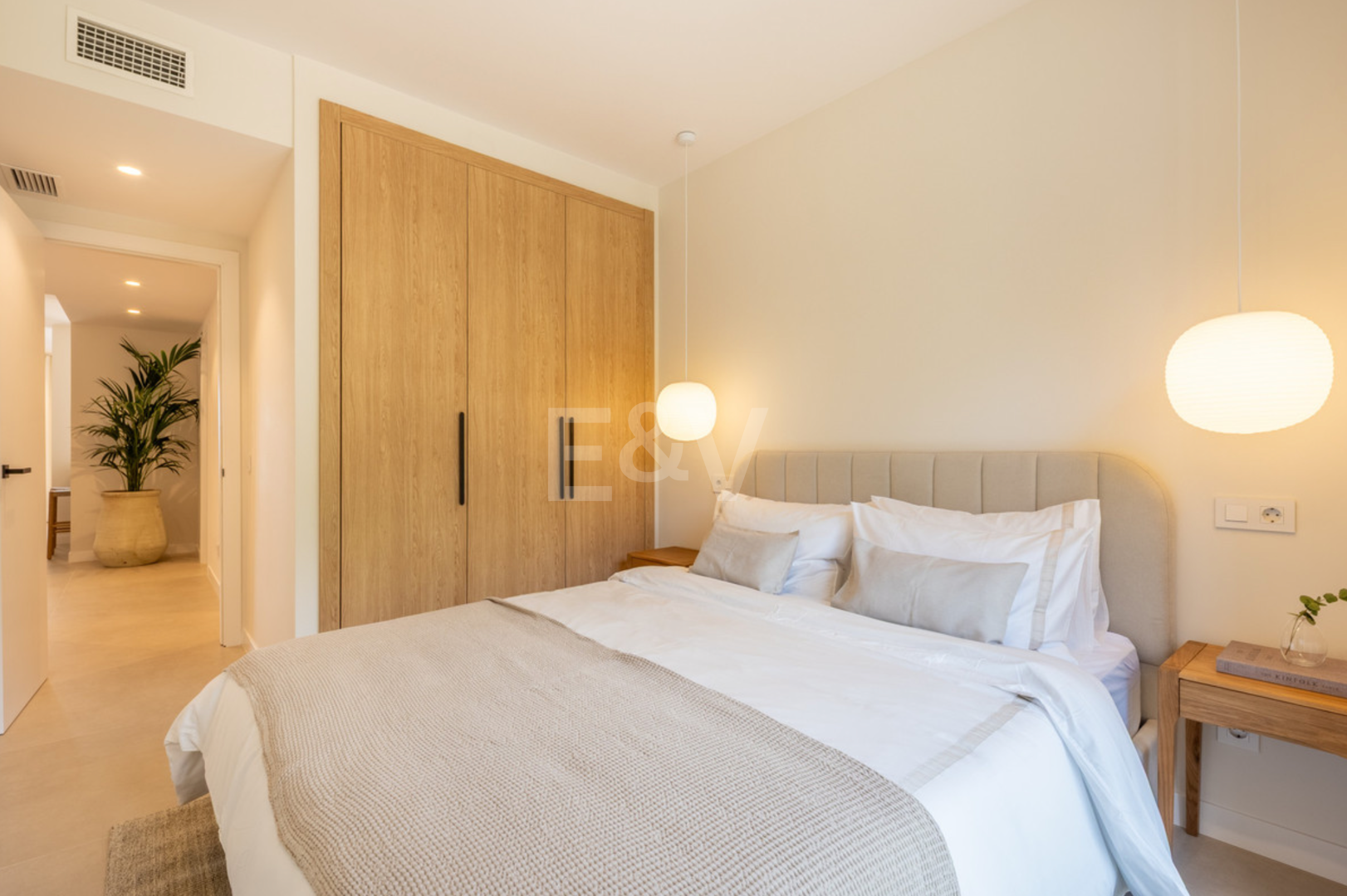 Golf-Penthouse in erster Reihe mit atemberaubendem Meer-, Golf- und Seeblick