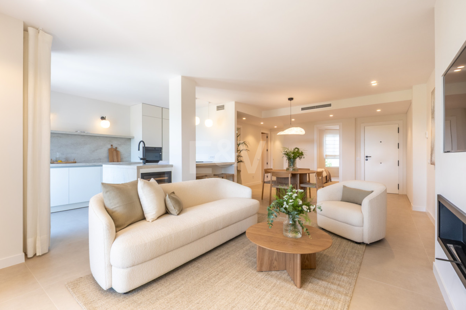 Golf-Penthouse in erster Reihe mit atemberaubendem Meer-, Golf- und Seeblick