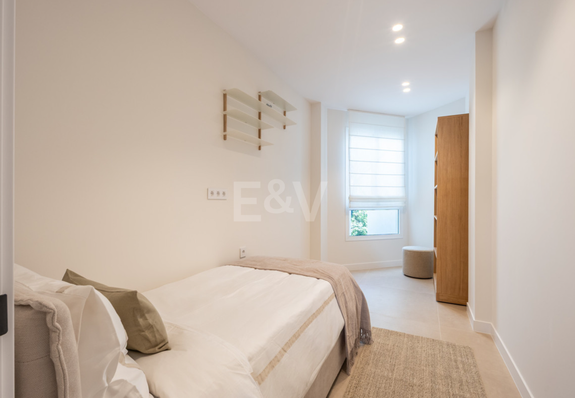 Golf-Penthouse in erster Reihe mit atemberaubendem Meer-, Golf- und Seeblick
