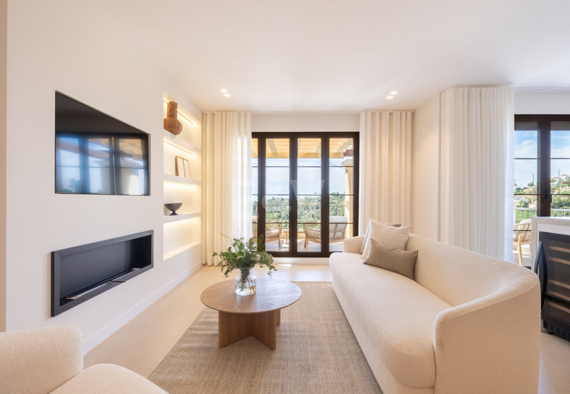 Golf-Penthouse in erster Reihe mit atemberaubendem Meer-, Golf- und Seeblick