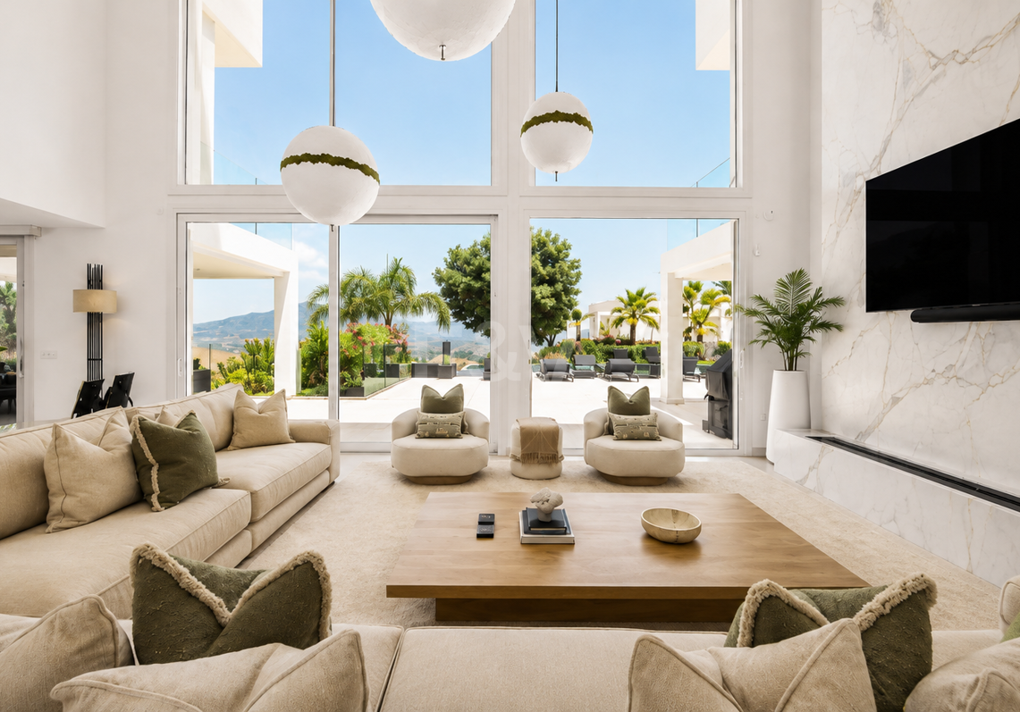 Villa i La Mairena Där naturen möter modern design
