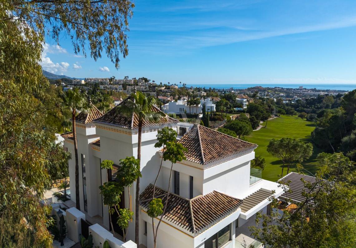 Exceptional ville with panoramic views in El Herrojo, La Quinta