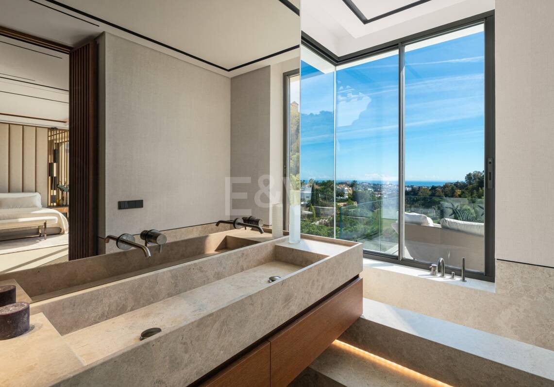 Exceptional ville with panoramic views in El Herrojo, La Quinta