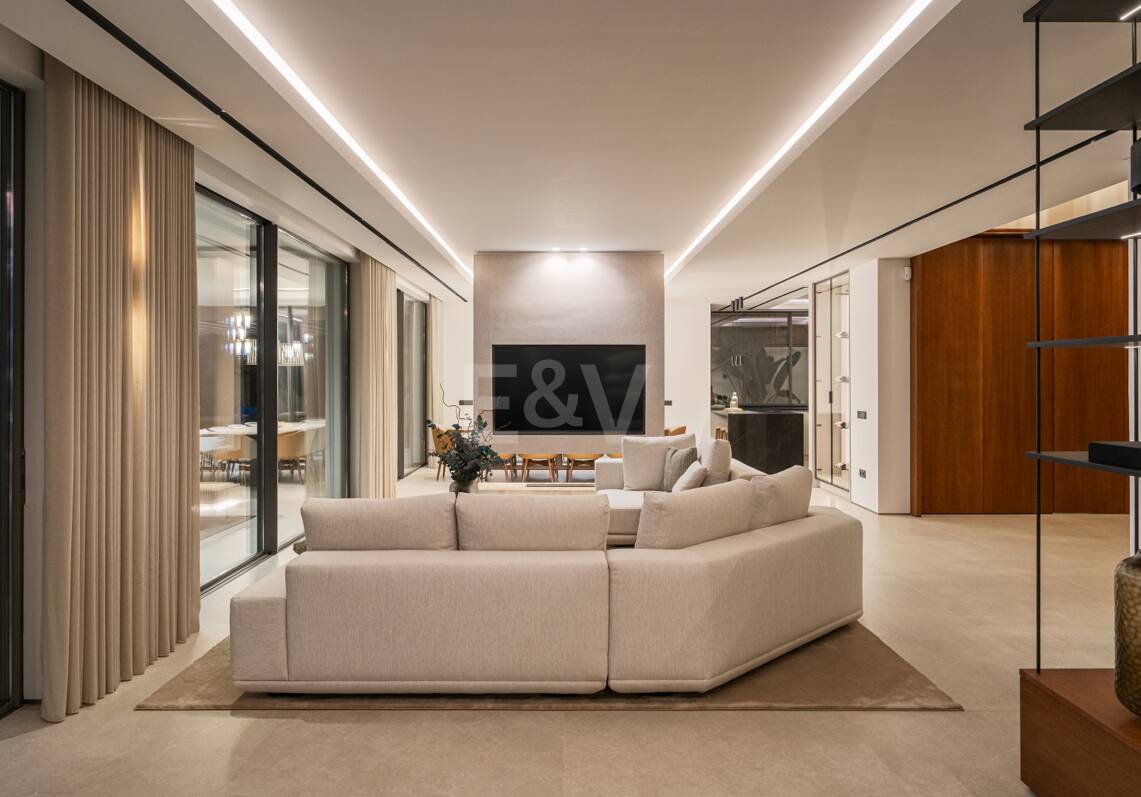 Exceptional ville with panoramic views in El Herrojo, La Quinta