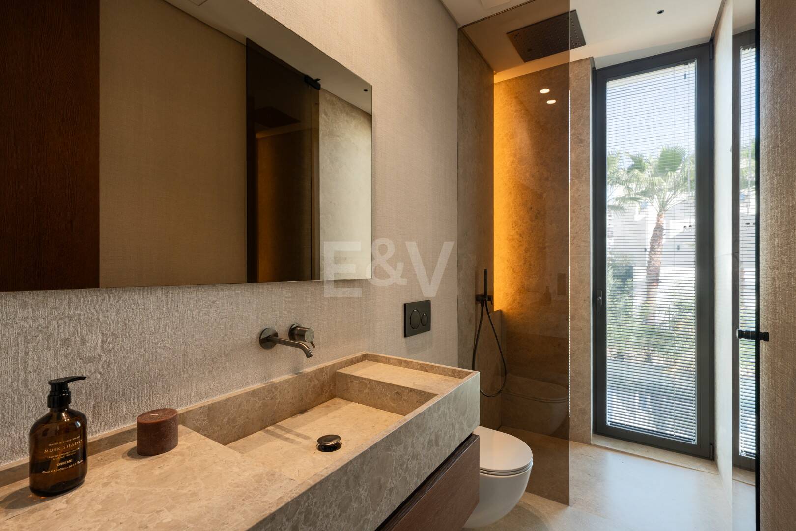 Exceptional ville with panoramic views in El Herrojo, La Quinta