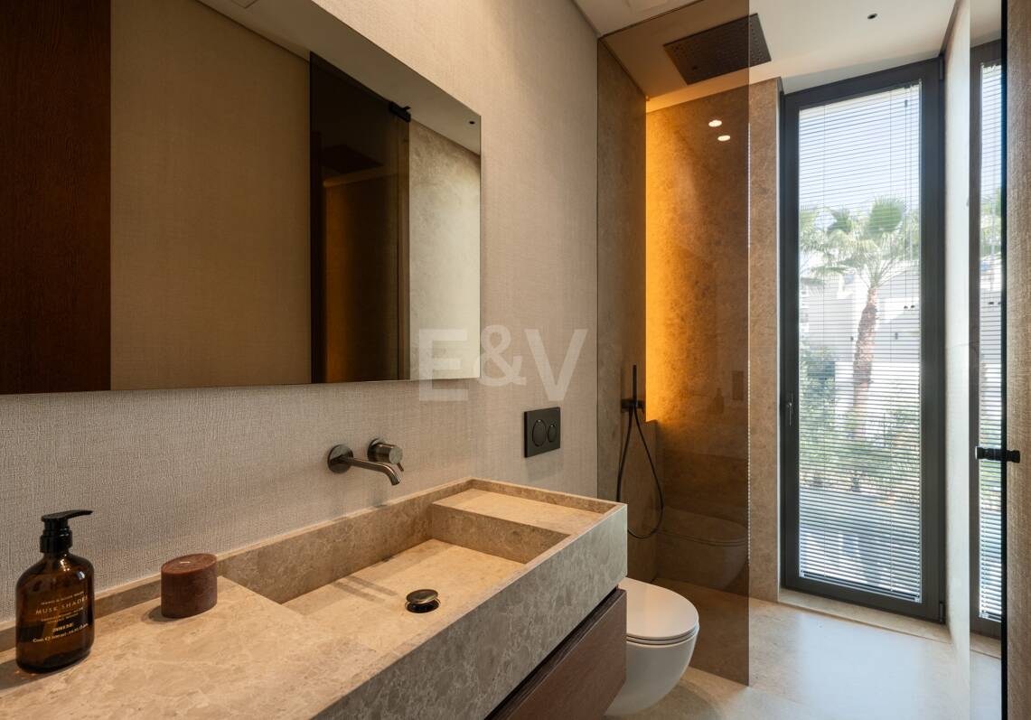 Exceptional ville with panoramic views in El Herrojo, La Quinta