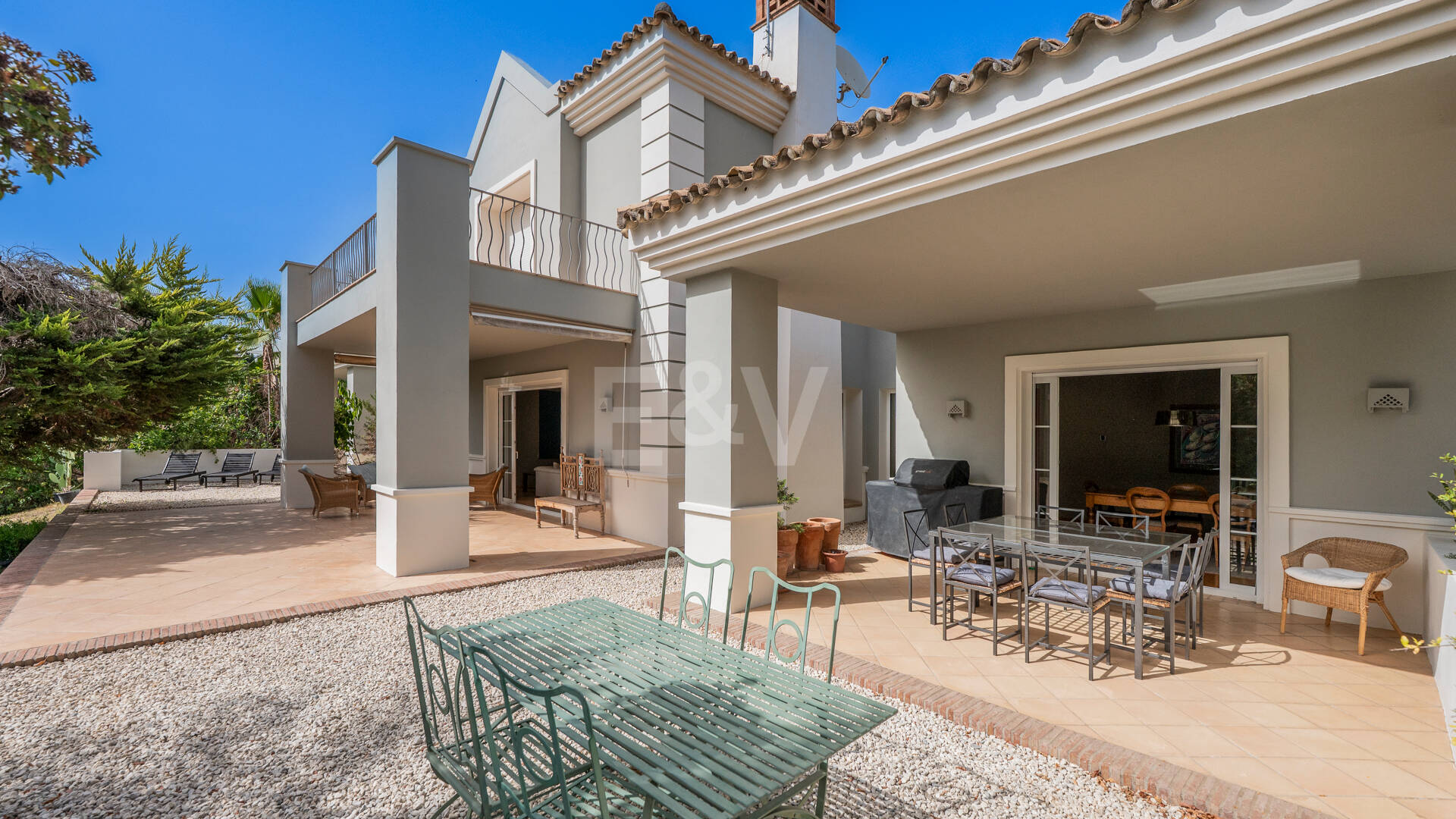 Charmante Familienvilla in La Cerquilla – Raum, Privatsphäre und zeitloses andalusisches Wohnen