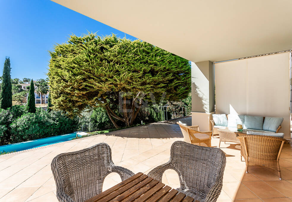 Charming Family Villa in La Cerquilla – Space, Privacy and Timeless Andalusian Living