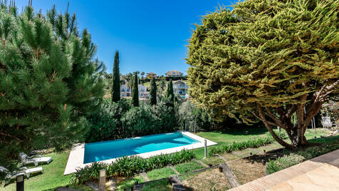 Charming Family Villa in La Cerquilla – Space, Privacy and Timeless Andalusian Living