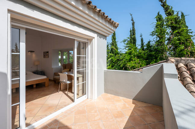 Charmante Familienvilla in La Cerquilla – Raum, Privatsphäre und zeitloses andalusisches Wohnen