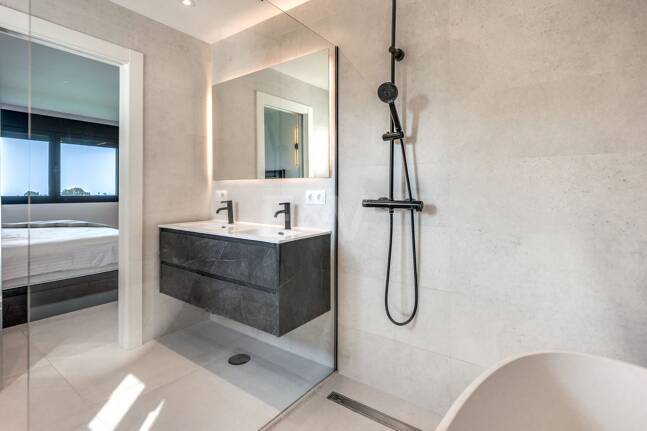Villa bungalow contemporánea en alquiler a largo plazo cerca de La Quinta y San Pedro