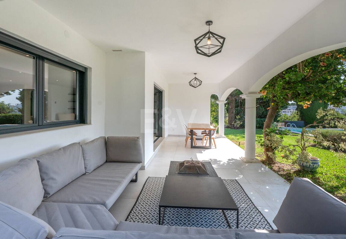 Villa bungalow contemporánea en alquiler a largo plazo cerca de La Quinta y San Pedro