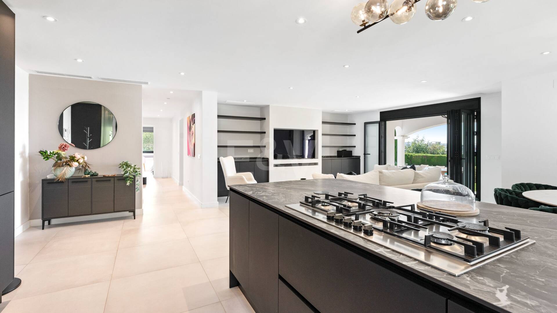 Villa bungalow contemporánea en alquiler a largo plazo cerca de La Quinta y San Pedro