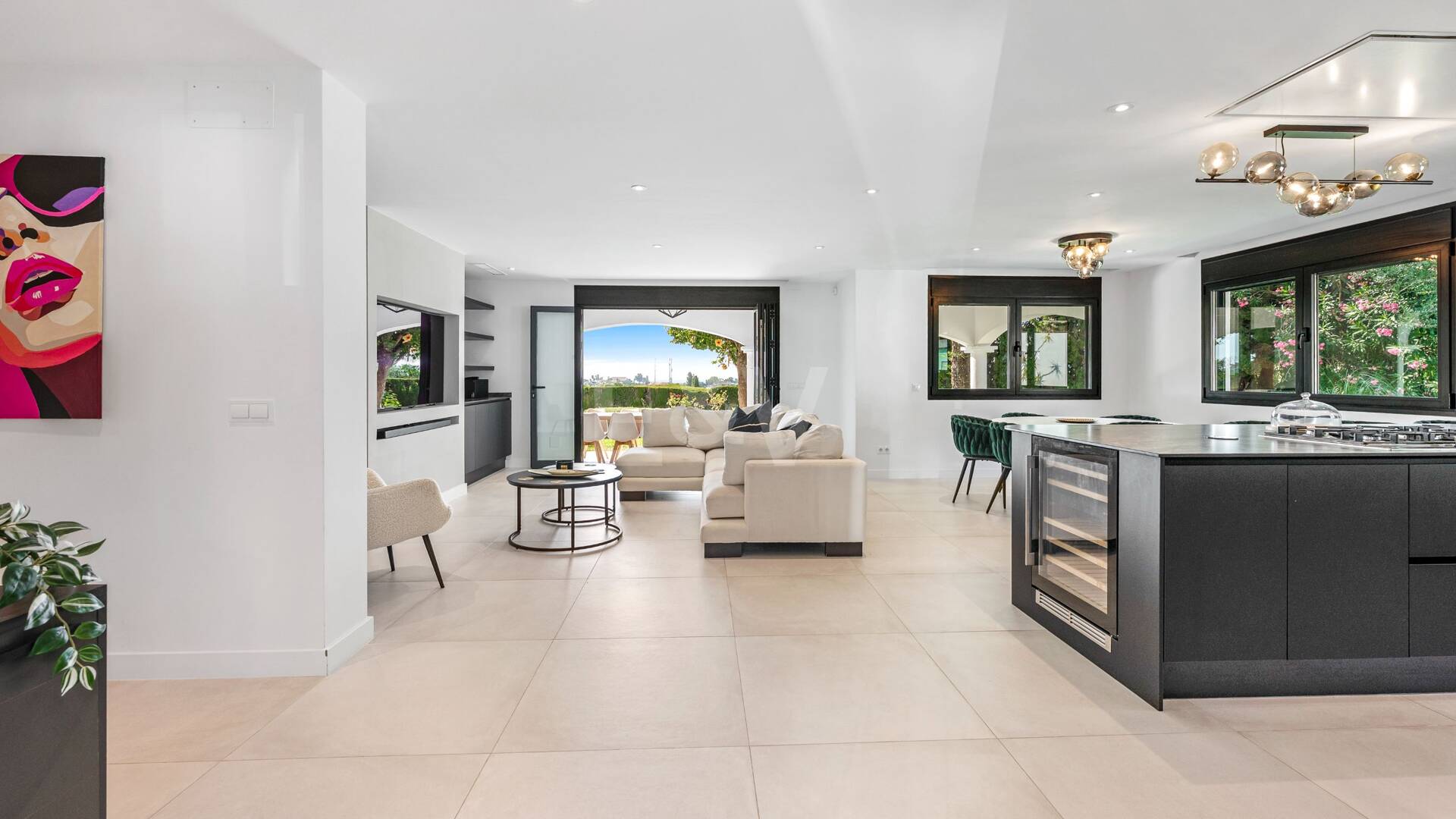 Villa bungalow contemporánea en alquiler a largo plazo cerca de La Quinta y San Pedro