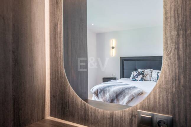Villa bungalow contemporánea en alquiler a largo plazo cerca de La Quinta y San Pedro