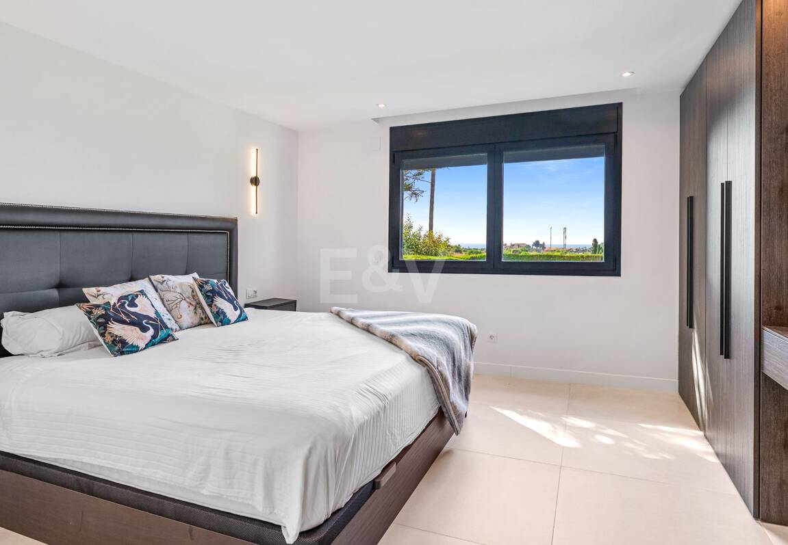 Villa bungalow contemporánea en alquiler a largo plazo cerca de La Quinta y San Pedro