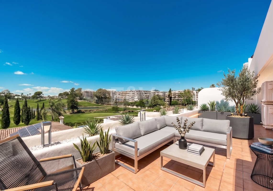 Spacious Frontline Golf Apartment with Expansive Terrace and Open Golf Views