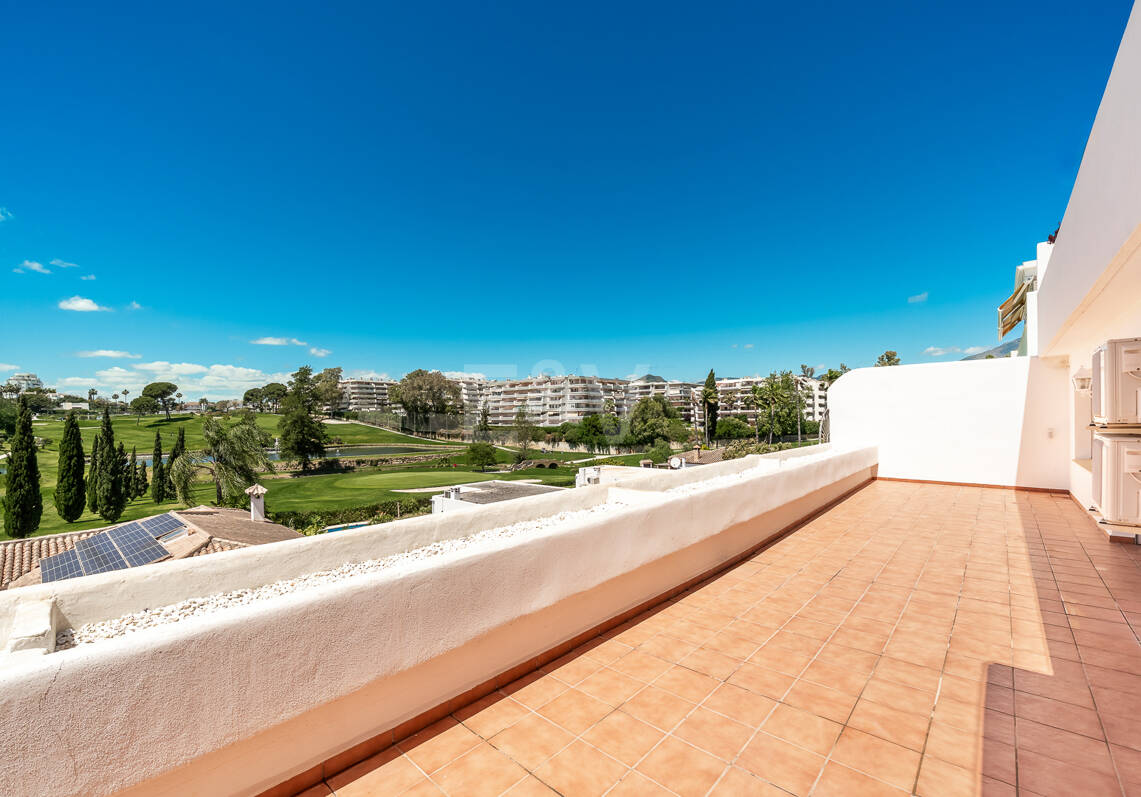 Spacious Frontline Golf Apartment with Expansive Terrace and Open Golf Views