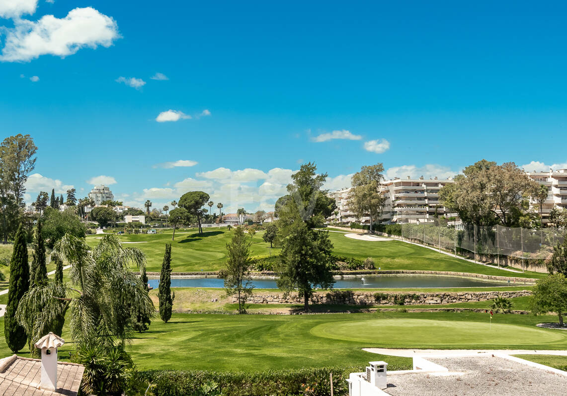 Spacious Frontline Golf Apartment with Expansive Terrace and Open Golf Views
