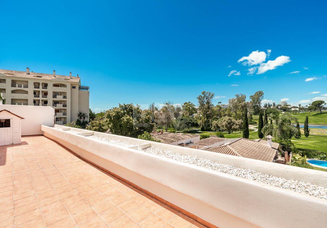 Spacious Frontline Golf Apartment with Expansive Terrace and Open Golf Views