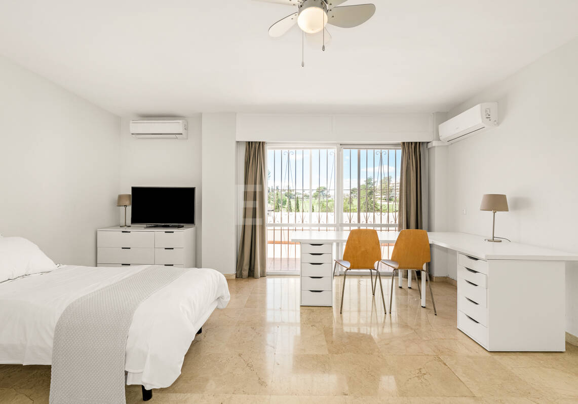 Spacious Frontline Golf Apartment with Expansive Terrace and Open Golf Views
