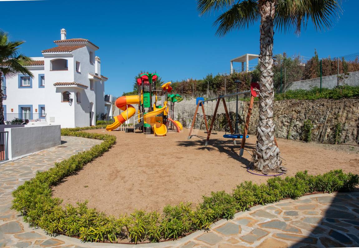 Modern Apartment with Resort-Style Amenities and Touristic License