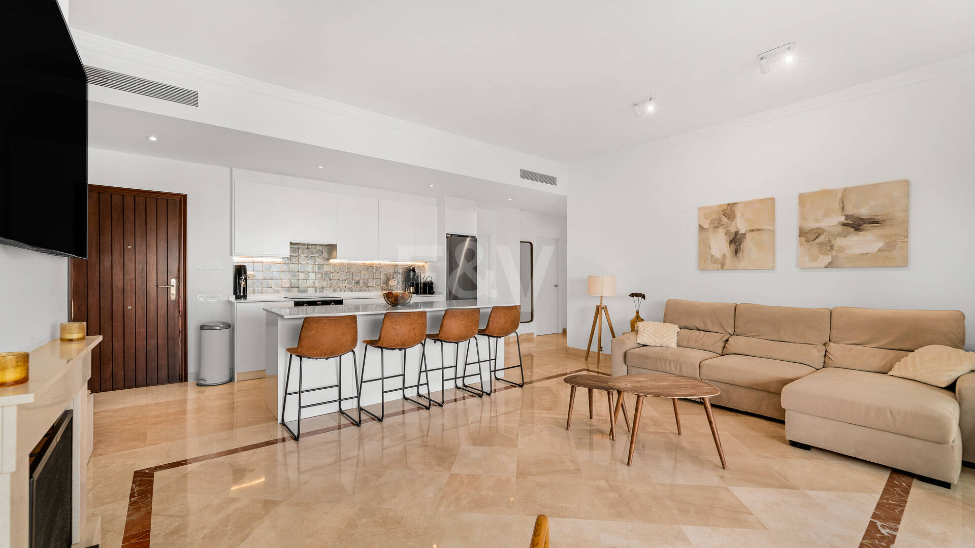 Modern Apartment with Resort-Style Amenities and Touristic License