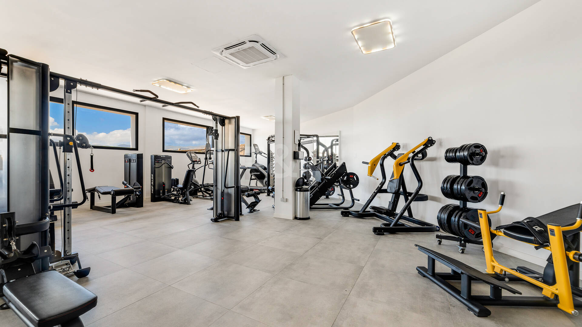 Modern Apartment with Resort-Style Amenities and Touristic License