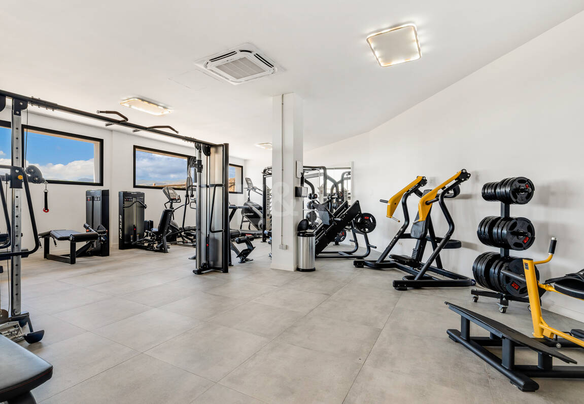 Modern Apartment with Resort-Style Amenities and Touristic License