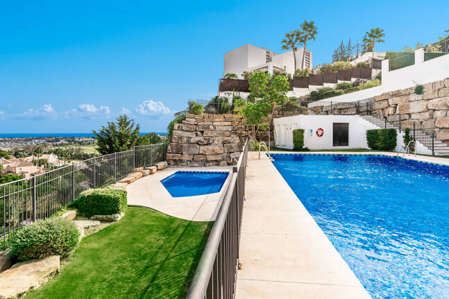 Modern Apartment with Resort-Style Amenities and Touristic License